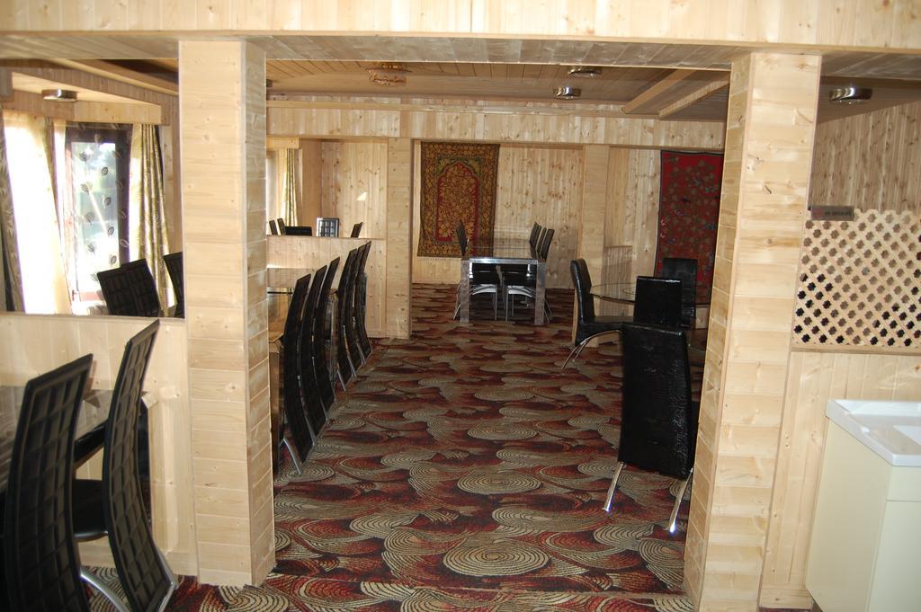 Hotel Zahgeer Continental グルマルグ 部屋 写真